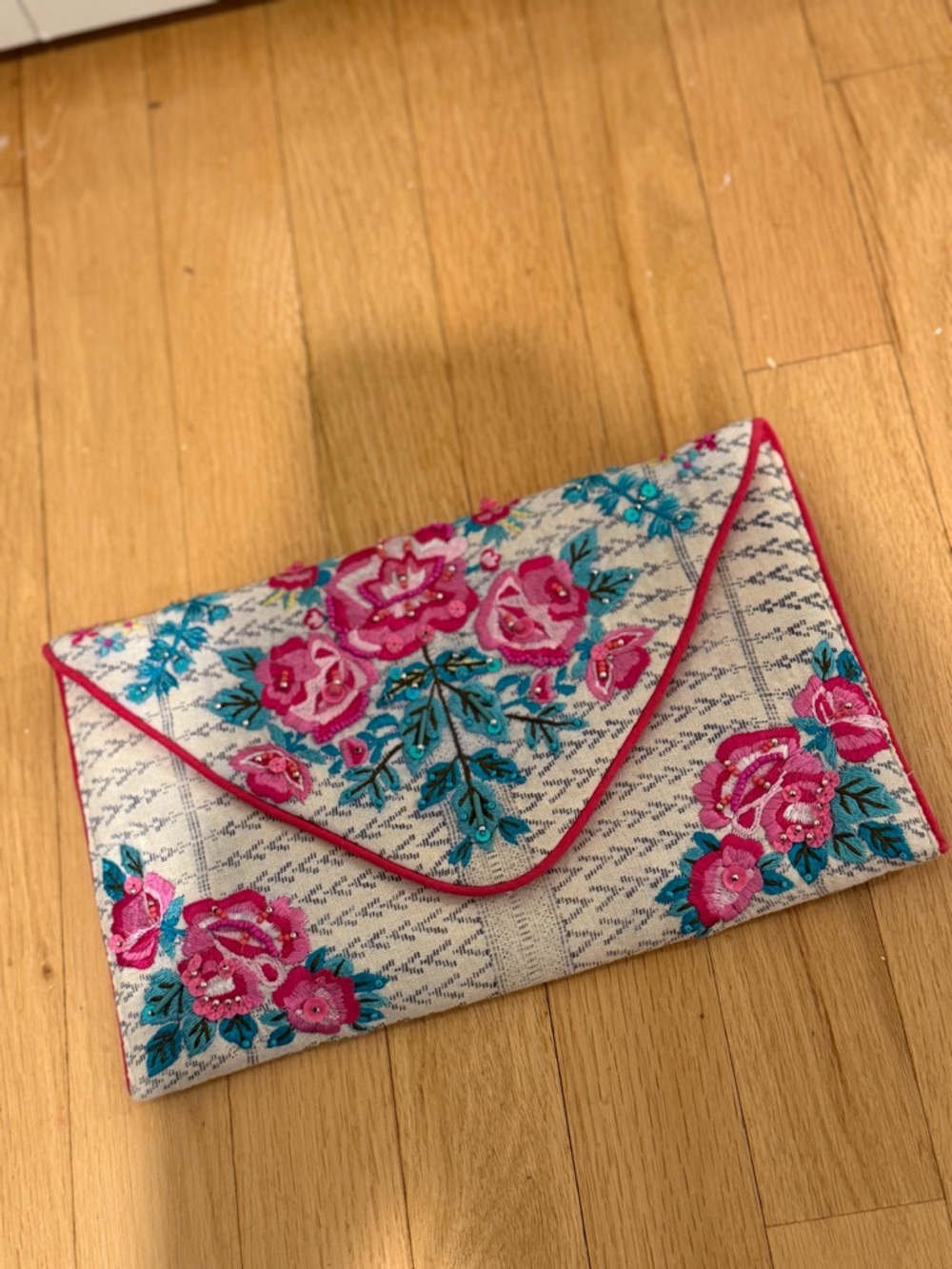 Lulu's Embroidered Floral Envelope Clutch in Pink and Teal